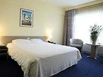 Leonardo Hotel Charleroi City Center 3*,